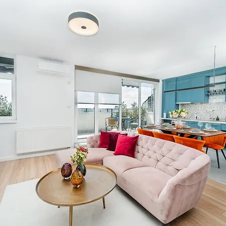 Le Grand Apartment *