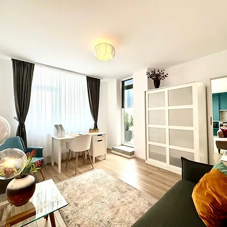 Le Grand Apartment *