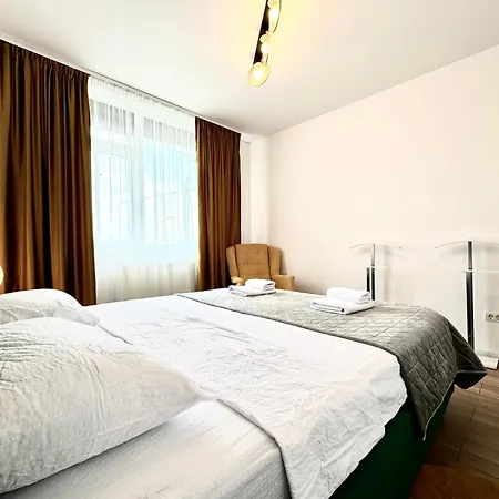 Le Grand Apartment